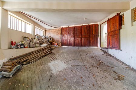 Casa à venda com 350m², 3 quartos e 5 vagasGaragem