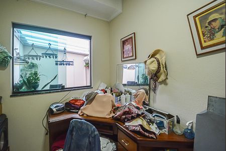 Casa à venda com 235m², 3 quartos e 5 vagasQuarto de Serviço