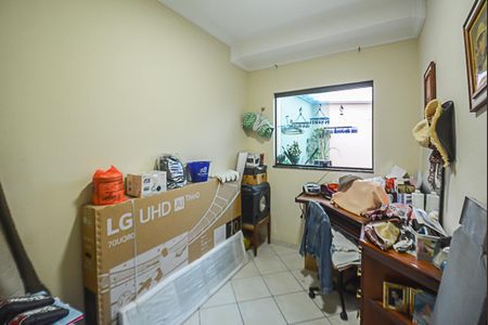 Casa à venda com 235m², 3 quartos e 5 vagasQuarto de Serviço