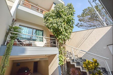 Casa à venda com 235m², 3 quartos e 5 vagasHall de entrada