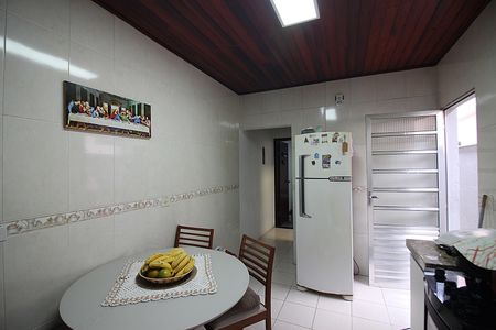 Casa à venda com 125m², 2 quartos e 1 vagaCozinha