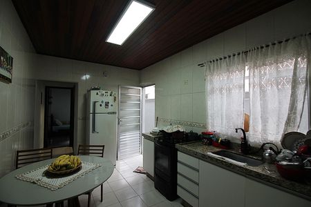 Casa à venda com 125m², 2 quartos e 1 vagaCozinha
