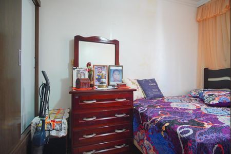 Apartamento à venda com 60m², 2 quartos e 2 vagasQuarto 2