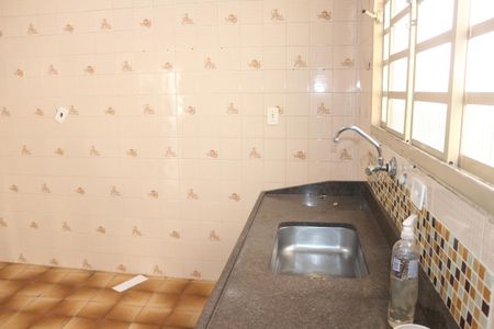 Casa à venda com 124m², 2 quartos e 2 vagasCozinha