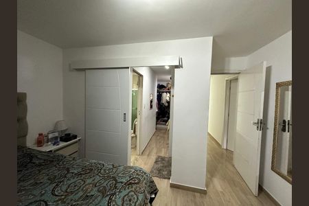 Casa à venda com 320m², 5 quartos e 2 vagas