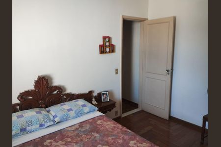 Casa à venda com 519m², 5 quartos e 5 vagas