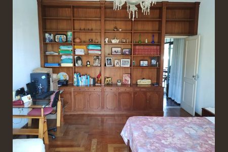 Casa à venda com 5 quartos, 519m² em Barra da Tijuca, Rio de Janeiro