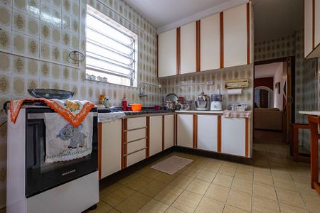 Casa à venda com 90m², 3 quartos e sem vaga Casa à venda com 90m², 3 quartos e sem vagaCozinha