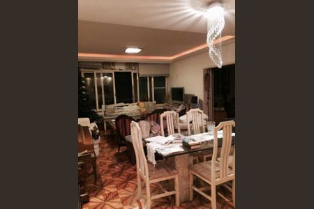 Apartamento à venda com 160m², 3 quartos e 1 vaga