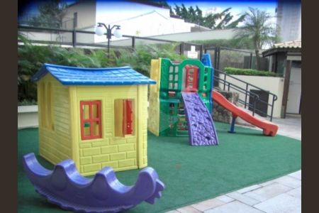 Apartamento à venda com 145m², 2 quartos e 2 vagas