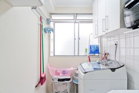 Apartamento à venda com 51m², 3 quartos e 1 vaga Apartamento à venda com 51m², 3 quartos e 1 vagaÁrea de Serviço