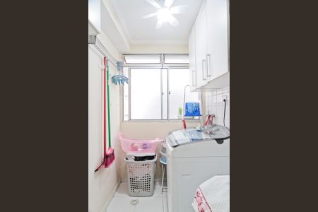 Apartamento à venda com 51m², 3 quartos e 1 vaga Apartamento à venda com 51m², 3 quartos e 1 vagaÁrea de Serviço