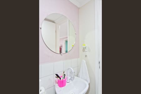 Apartamento à venda com 51m², 3 quartos e 1 vaga Apartamento à venda com 51m², 3 quartos e 1 vagaBanheiro Social