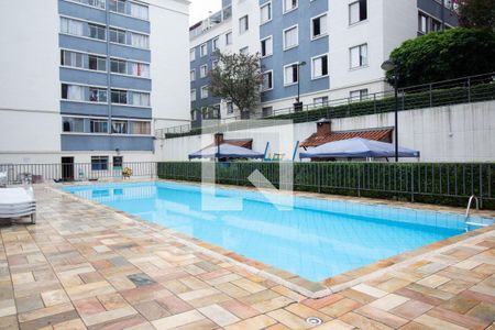Apartamento à venda com 51m², 3 quartos e 1 vaga Apartamento à venda com 51m², 3 quartos e 1 vagaÁrea comum - Piscina