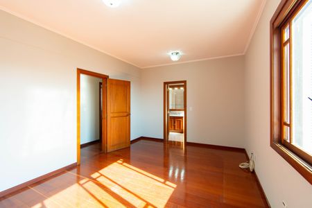 Apartamento à venda com 230m², 4 quartos e 2 vagas Apartamento à venda com 230m², 4 quartos e 2 vagasSuíte 1