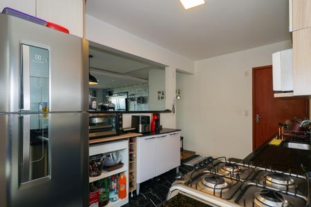 Apartamento à venda com 110m², 3 quartos e 2 vagas Apartamento à venda com 110m², 3 quartos e 2 vagasCozinha