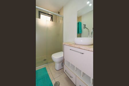 Apartamento à venda com 110m², 3 quartos e 2 vagas Apartamento à venda com 110m², 3 quartos e 2 vagasBanheiro