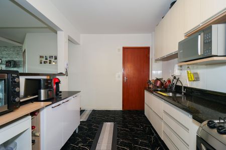 Apartamento à venda com 110m², 3 quartos e 2 vagas Apartamento à venda com 110m², 3 quartos e 2 vagasCozinha