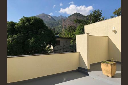 Casa de condomínio para alugar com 240m², 3 quartos e 2 vagasÁrea comum