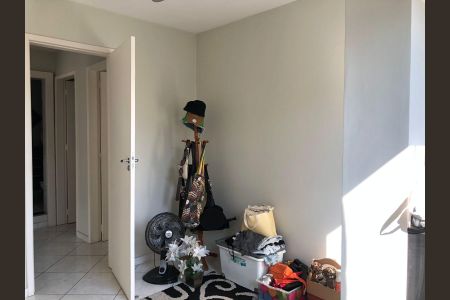 Casa de condomínio para alugar com 240m², 3 quartos e 2 vagasQuarto