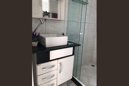 Casa de condomínio para alugar com 240m², 3 quartos e 2 vagasBanheiro