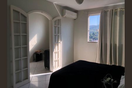 Casa de condomínio para alugar com 240m², 3 quartos e 2 vagasQuarto 2