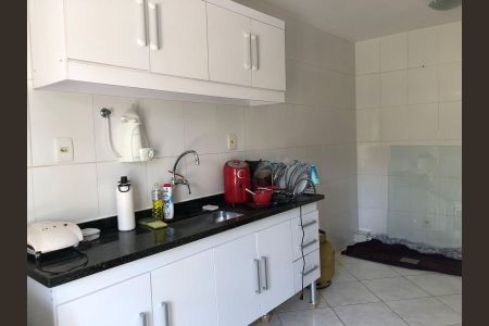 Casa de condomínio para alugar com 240m², 3 quartos e 2 vagasCozinha