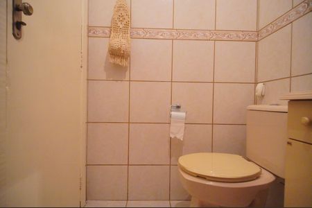 Casa à venda com 264m², 3 quartos e 3 vagasBanheiro 1