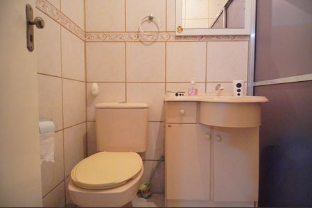 Casa à venda com 264m², 3 quartos e 3 vagasBanheiro 1