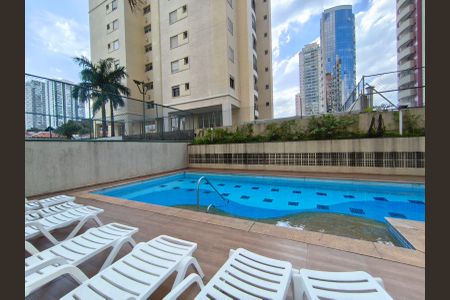 Apartamento à venda com 60m², 2 quartos e 2 vagas Apartamento à venda com 60m², 2 quartos e 2 vagasÁrea comum - Piscina
