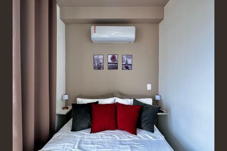 Apartamento à venda com 20m², 1 quarto e sem vagaSala/Quarto