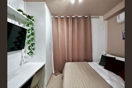 Apartamento à venda com 20m², 1 quarto e sem vagaSala/Quarto