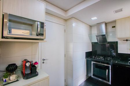 Apartamento à venda com 118m², 3 quartos e 4 vagas Apartamento à venda com 118m², 3 quartos e 4 vagasCozinha