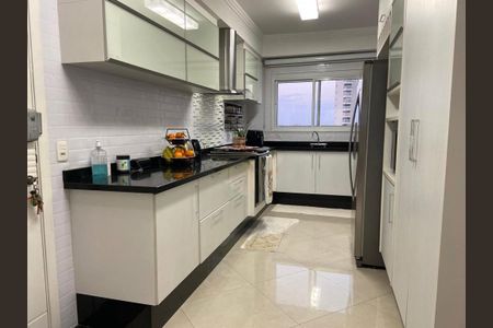Apartamento à venda com 157m², 4 quartos e 5 vagas
