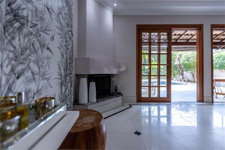 Casa à venda com 390m², 4 quartos e 4 vagas