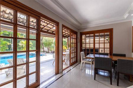 Casa à venda com 390m², 4 quartos e 4 vagas