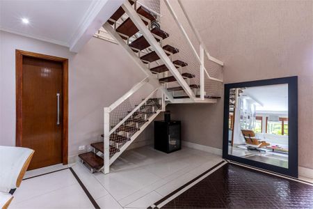 Casa à venda com 390m², 4 quartos e 4 vagas
