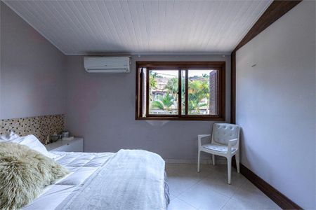 Casa à venda com 390m², 4 quartos e 4 vagas