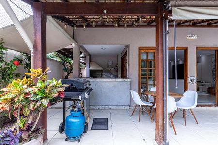 Casa à venda com 390m², 4 quartos e 4 vagas