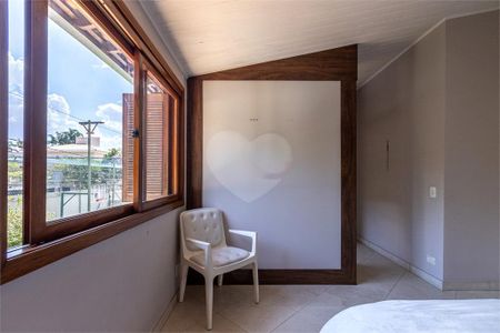 Casa à venda com 390m², 4 quartos e 4 vagas