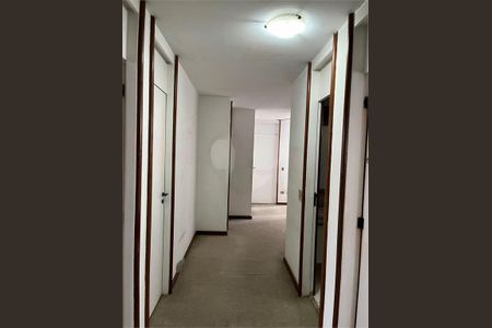 Apartamento à venda com 160m², 4 quartos e 2 vagas