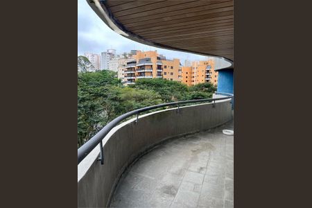 Apartamento à venda com 160m², 4 quartos e 2 vagas