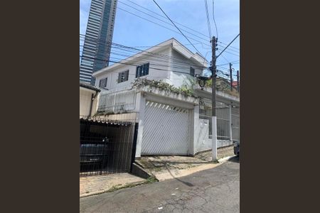 Casa à venda com 120m², 2 quartos e 3 vagas