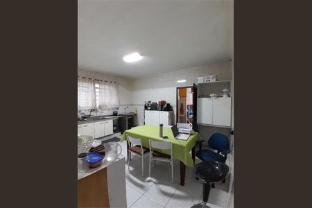 Casa à venda com 262m², 3 quartos e 3 vagas