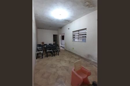 Casa à venda com 262m², 3 quartos e 3 vagas