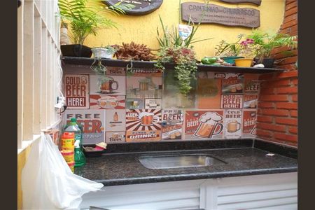 Casa à venda com 104m², 3 quartos e 1 vaga