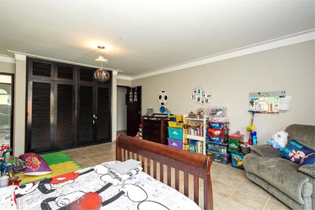 Casa à venda com 450m², 4 quartos e 6 vagas