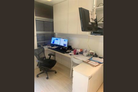 Apartamento à venda com 275m², 3 quartos e 3 vagas