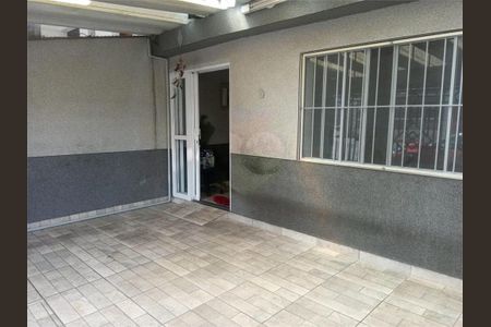 Casa à venda com 70m², 2 quartos e 1 vaga