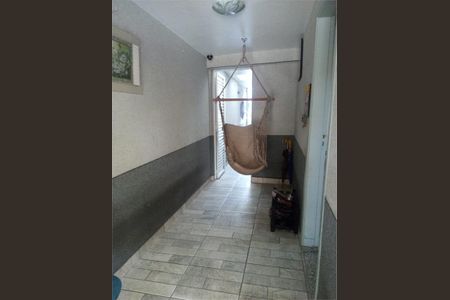 Casa à venda com 70m², 2 quartos e 1 vaga